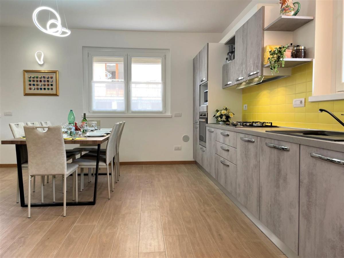 Giorni Felici Tutto Nuovo, Giardino, Parcheggio Lejlighed Verbania Eksteriør billede